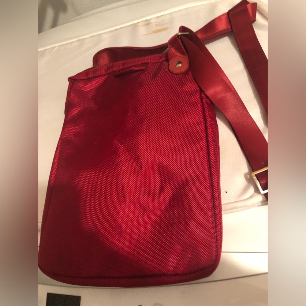 Tucano Cushioned Tablet Bag - 934 $25 or $20 w/offer